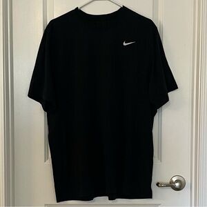 Nike Men's Black T-Shirt, size XL